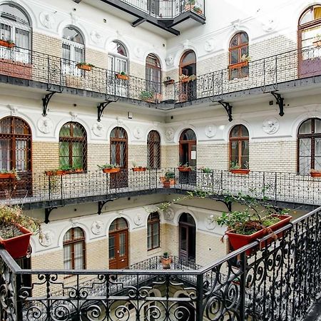 Cape Code Apartment Budapest Exteriör bild