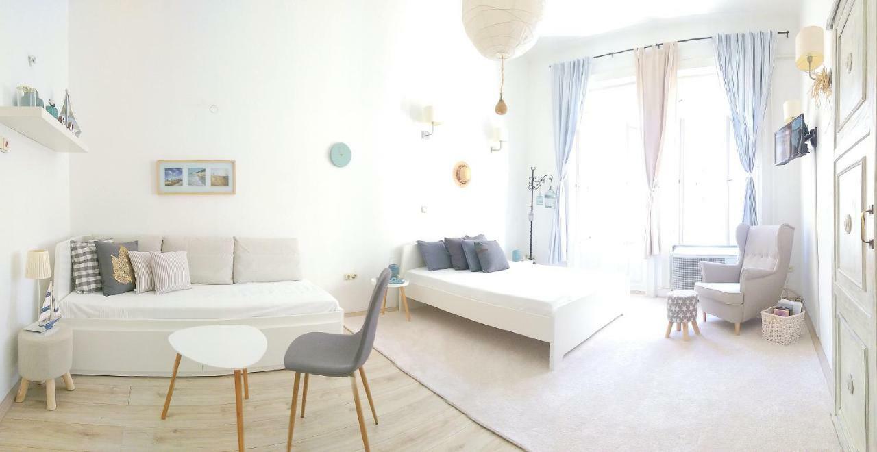 Cape Code Apartment Budapest Exteriör bild