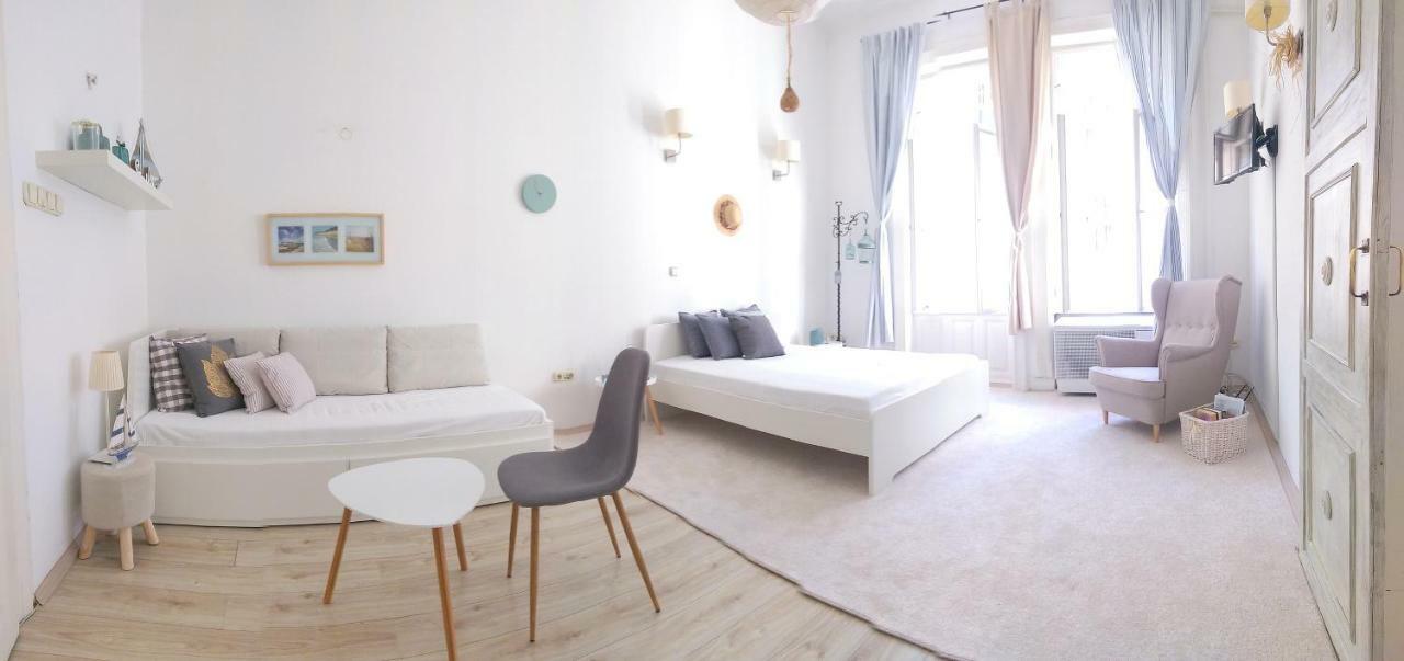 Cape Code Apartment Budapest Exteriör bild